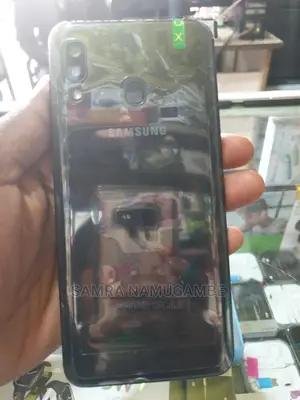 Samsung Galaxy A20 32 GB Black