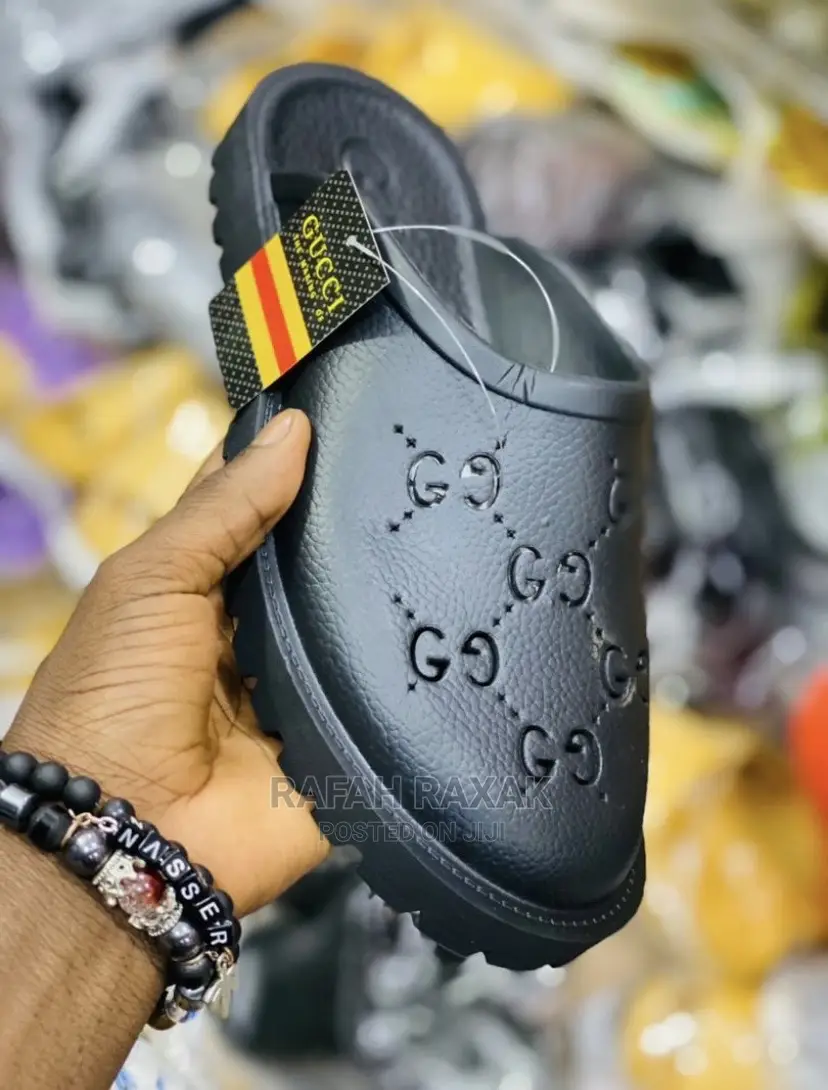 Original Classic Gucci Sandals