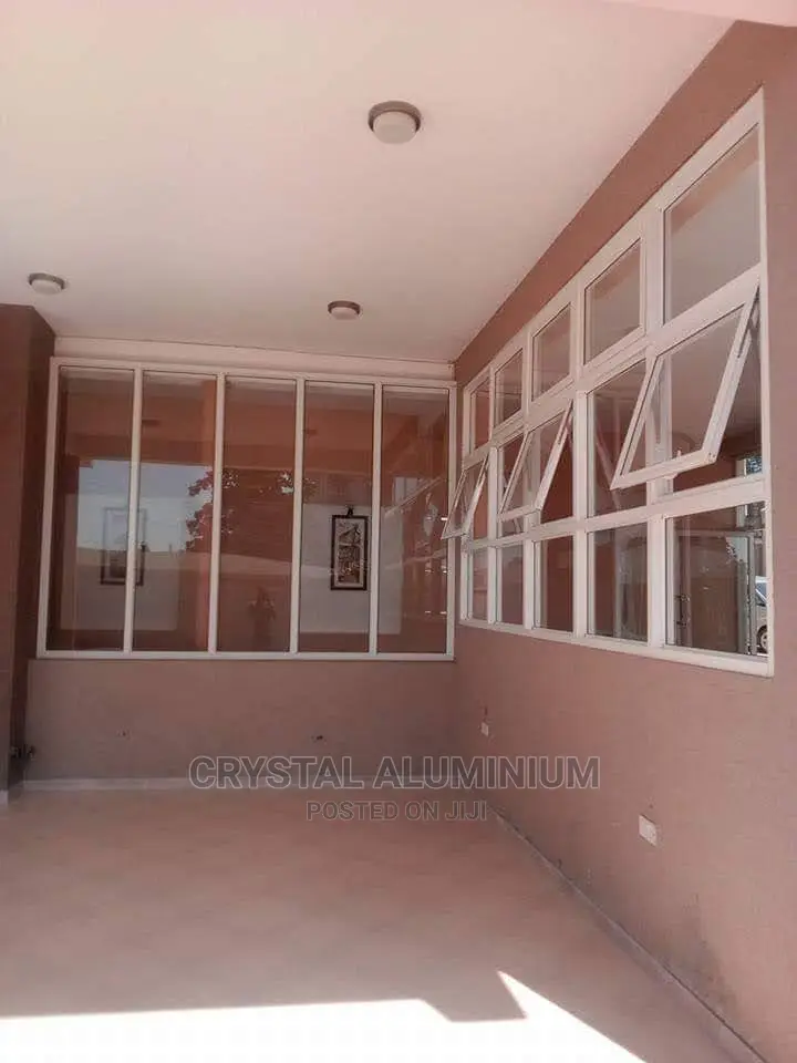 Aluminum Office Partitions