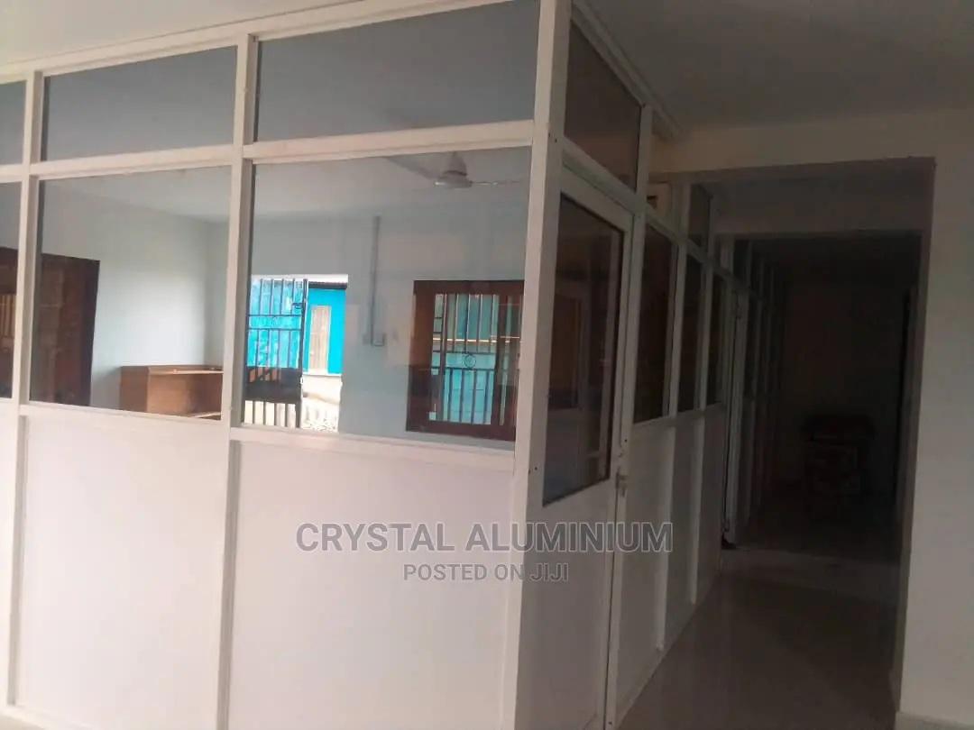 Aluminum Office Partition