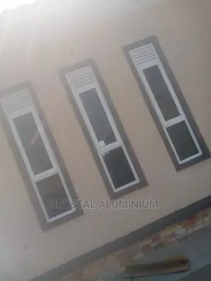 Aluminium Projected Windows