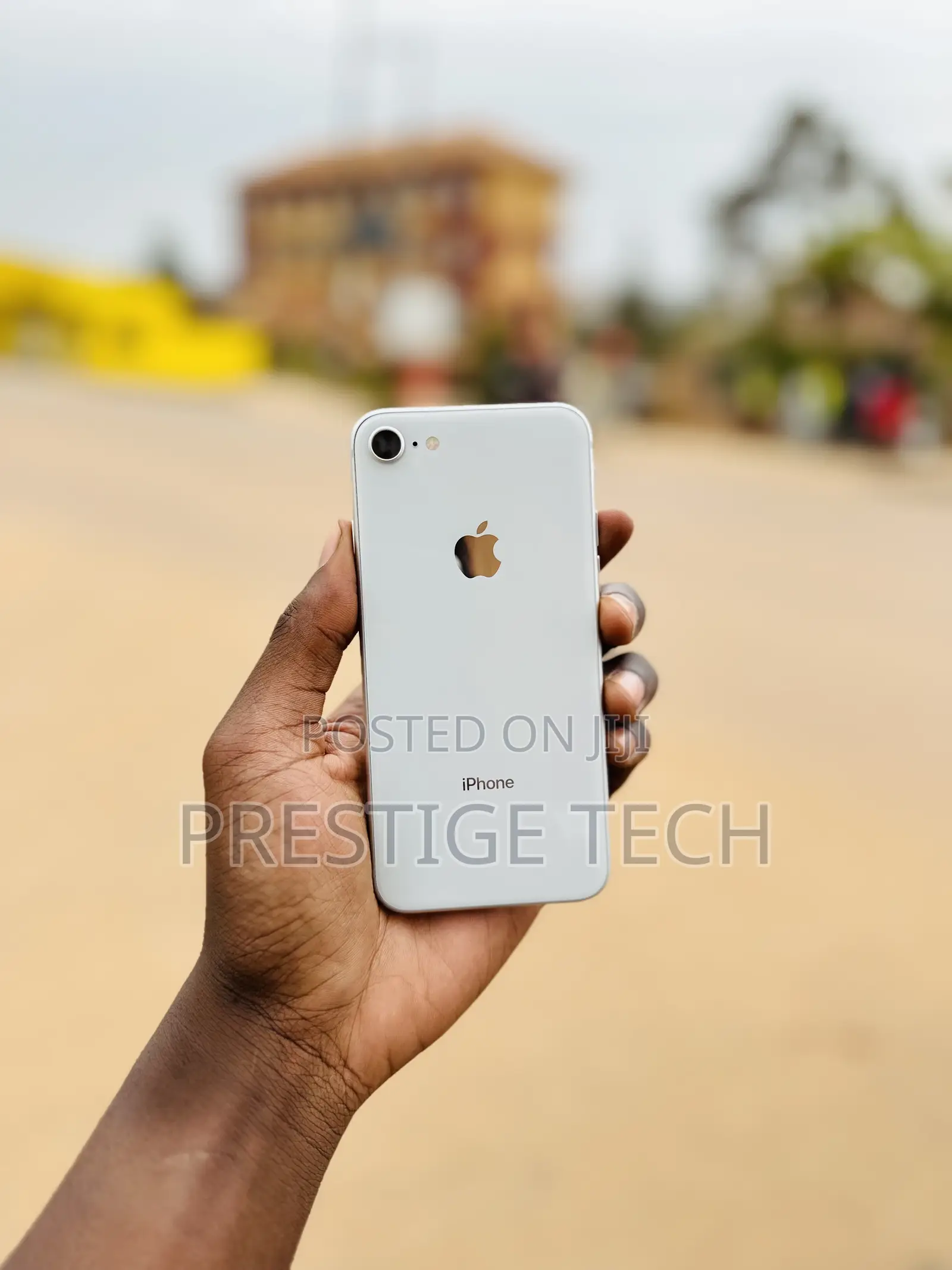 Apple iPhone 8 64 GB White