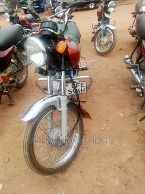 Bajaj Boxer 2020 Orange