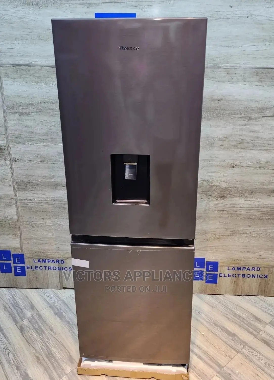 Hisense 341L Double Door Refrigerator With Water Dispenser