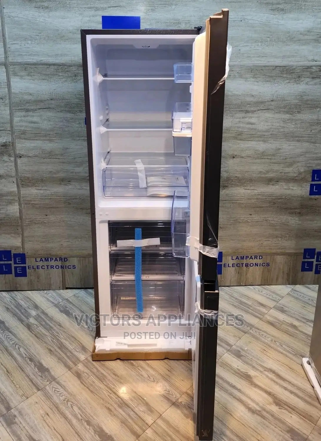 Hisense 341L Double Door Refrigerator With Water Dispenser
