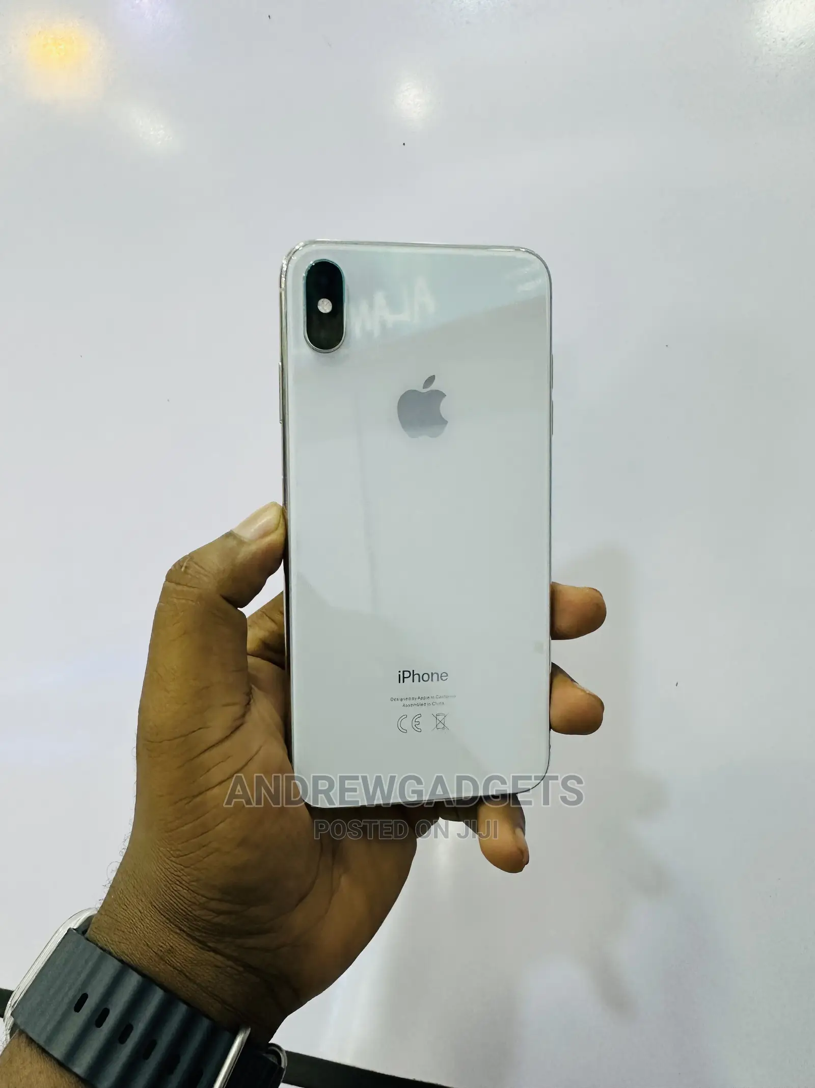 Apple iPhone XS Max 64 GB White