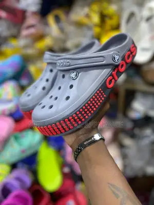 A06/1-100 Sandals 40-45