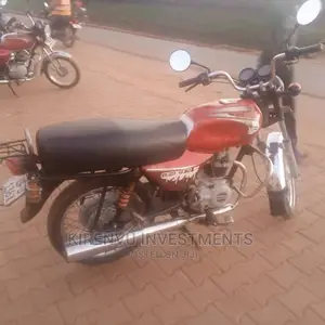 Bajaj Boxer 2017 Pink