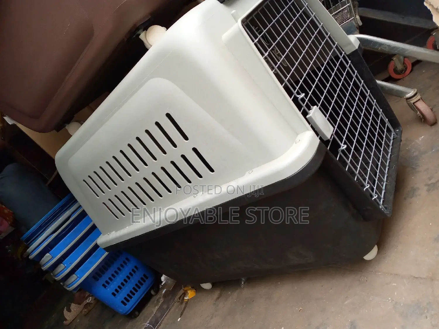 Dog Cage Plastic Big Size