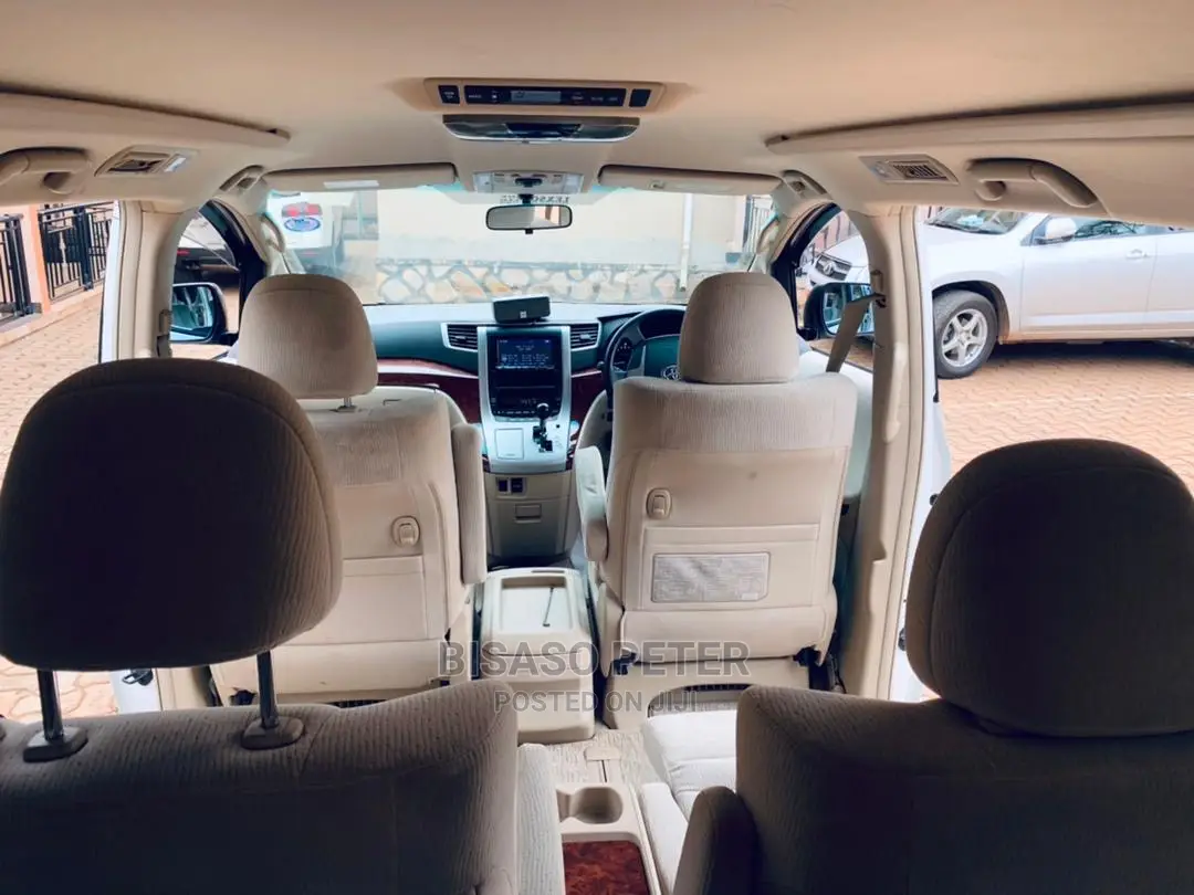 Toyota Alphard 2010 White