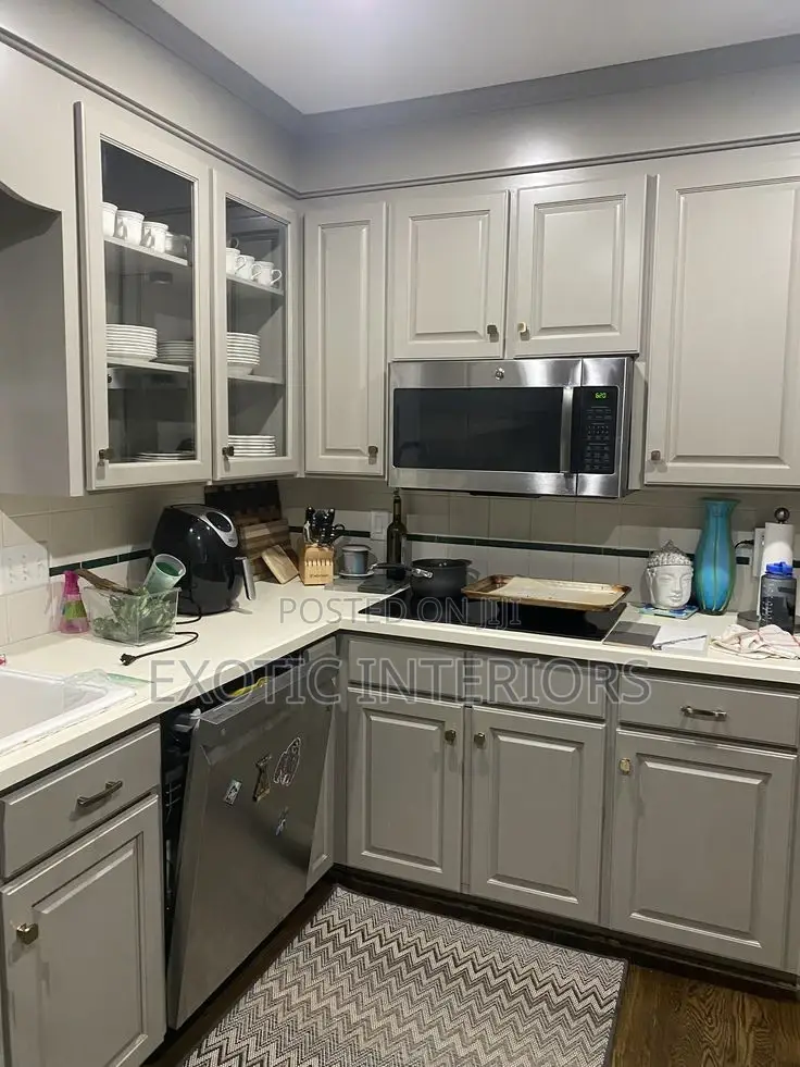 Kitchen Cabinets Call