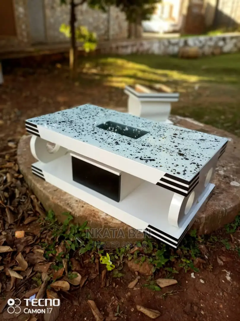 Glassed Centre Table