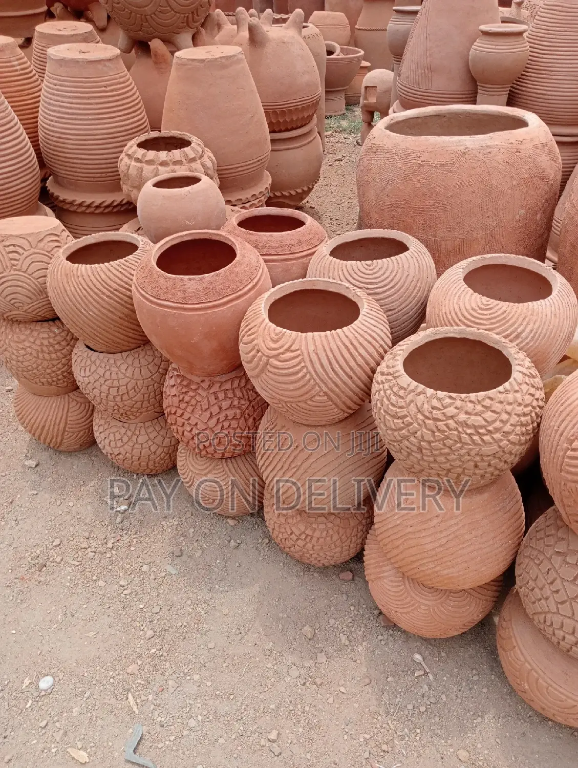 Flower Pots Suppliers
