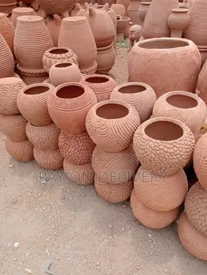 Flower Pots Suppliers