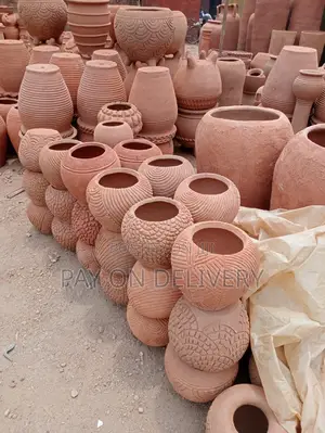 Flower Pots Suppliers