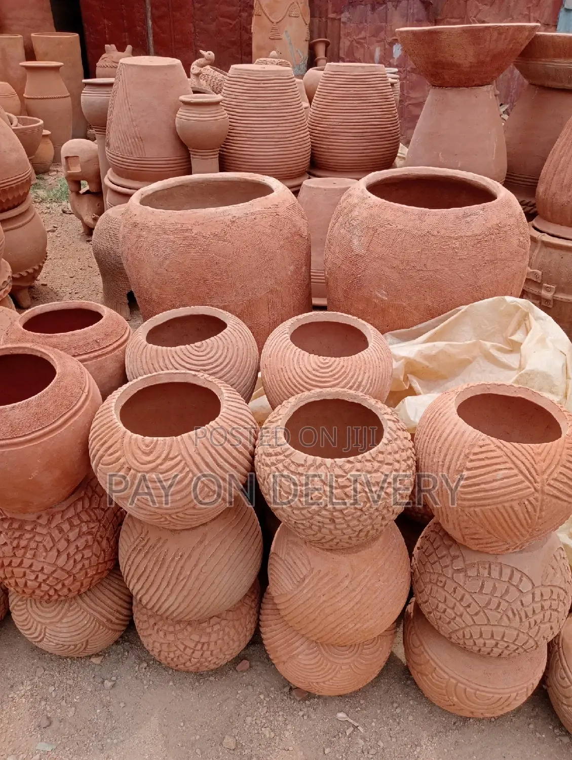 Flower Pots Suppliers
