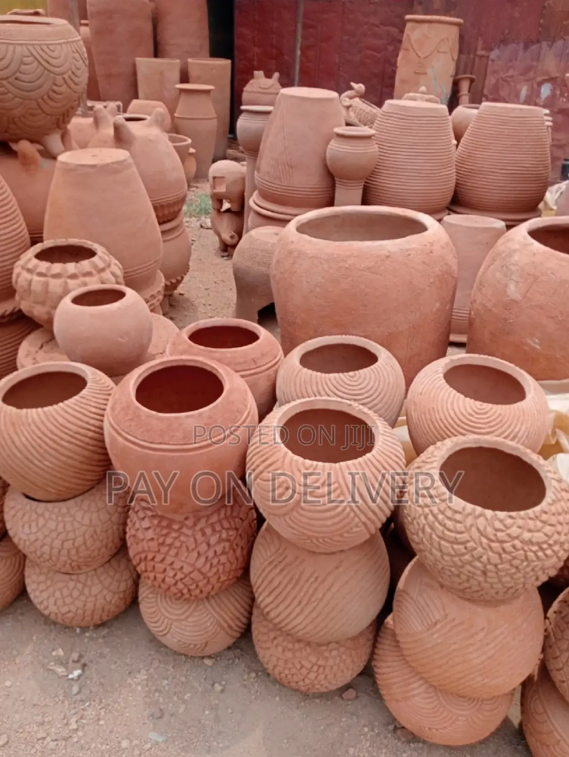 Flower Pots Suppliers