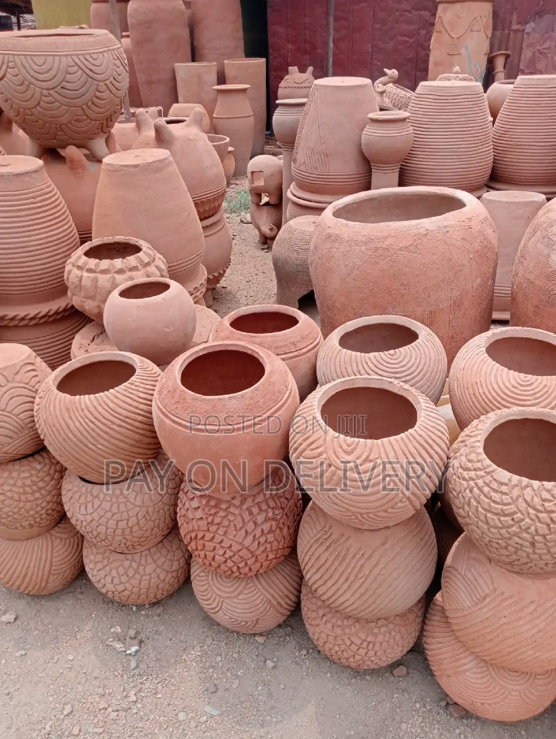 Flower Pots Suppliers