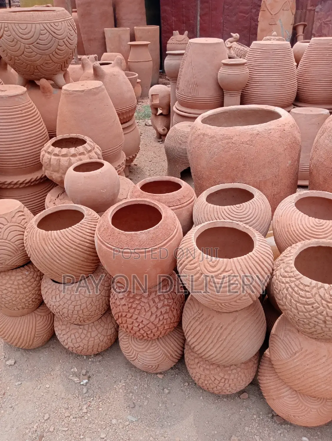 Flower Pots Suppliers