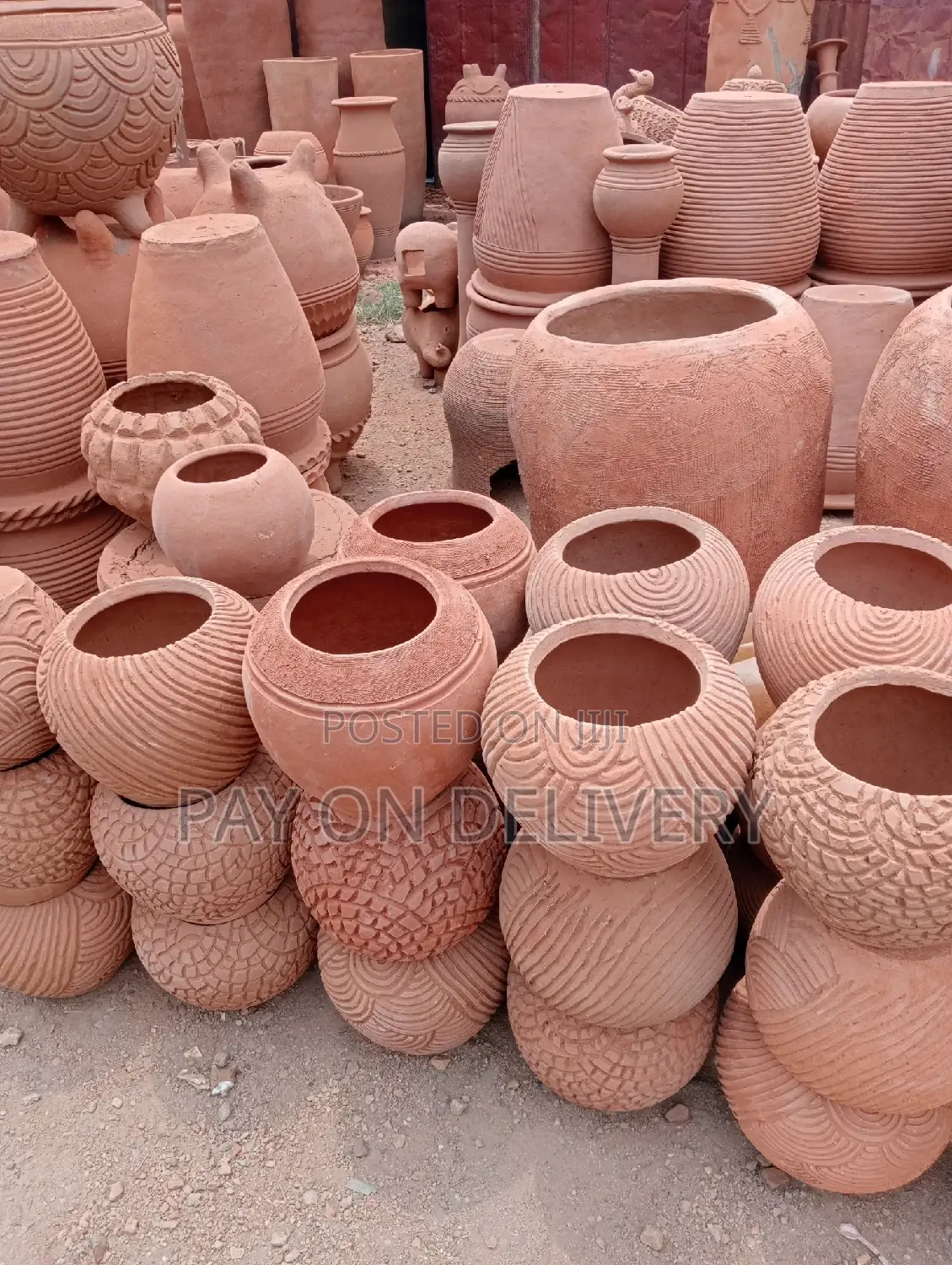 Flower Pots Suppliers