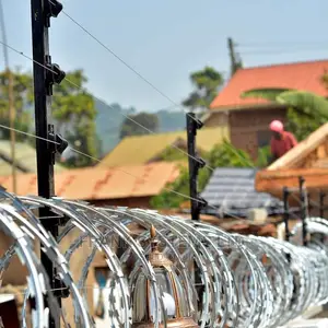 Electric Fence System With High Voltage 
