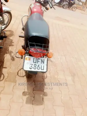 Bajaj Boxer 2018 Brown