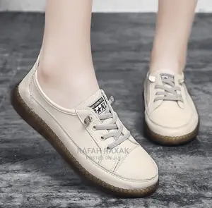 Classic Ladies Fashion Shoes