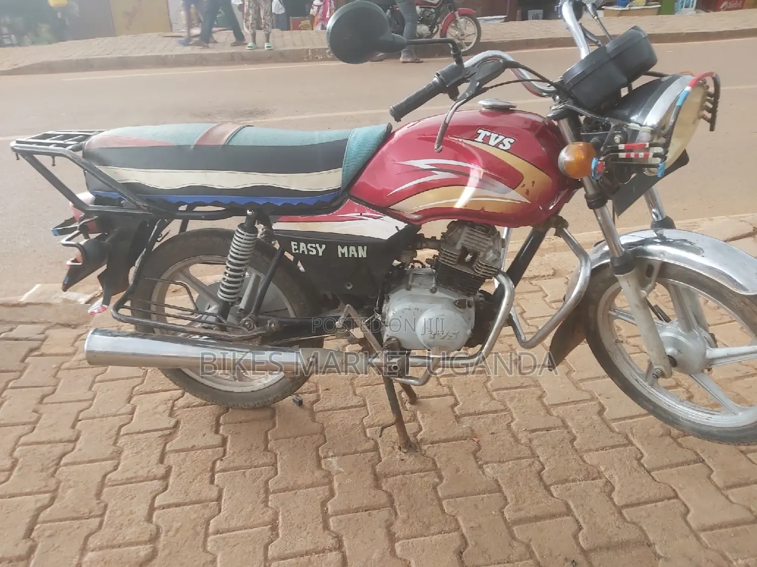 TVS HLX Plus ES 2017 Red