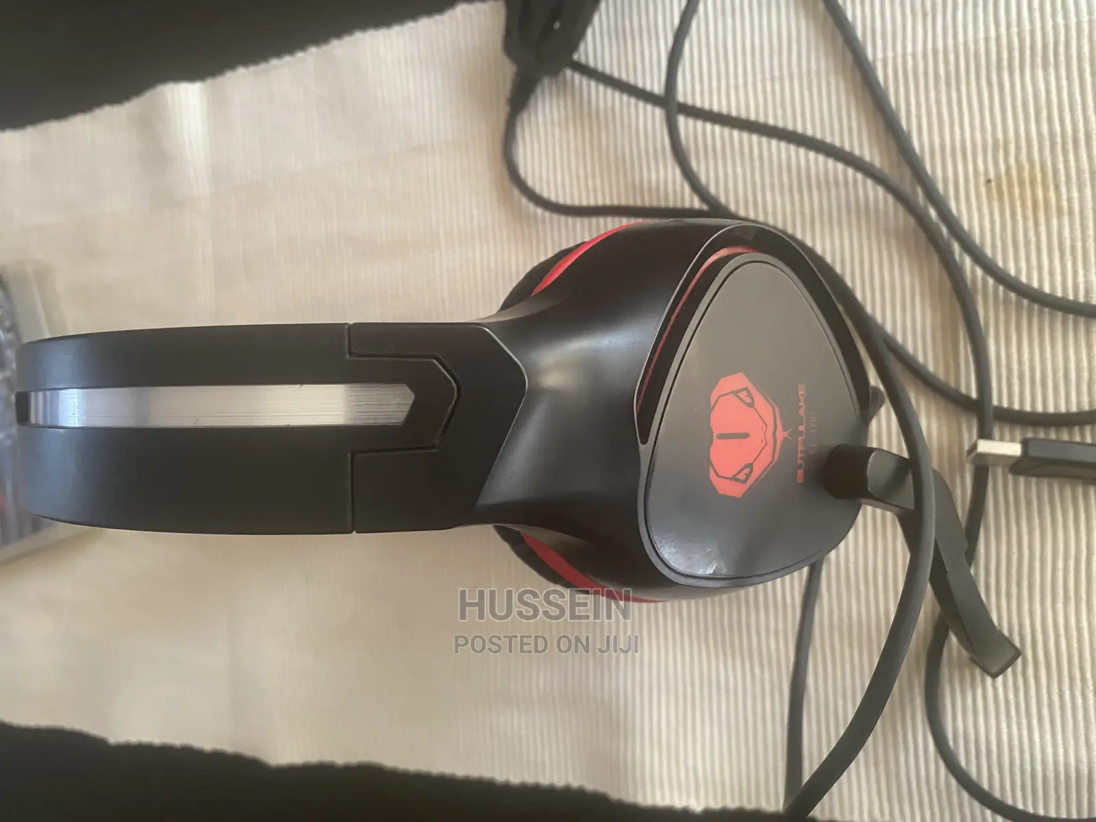 Ear Noise Cancelling Wired SL- 100 Red Headsets