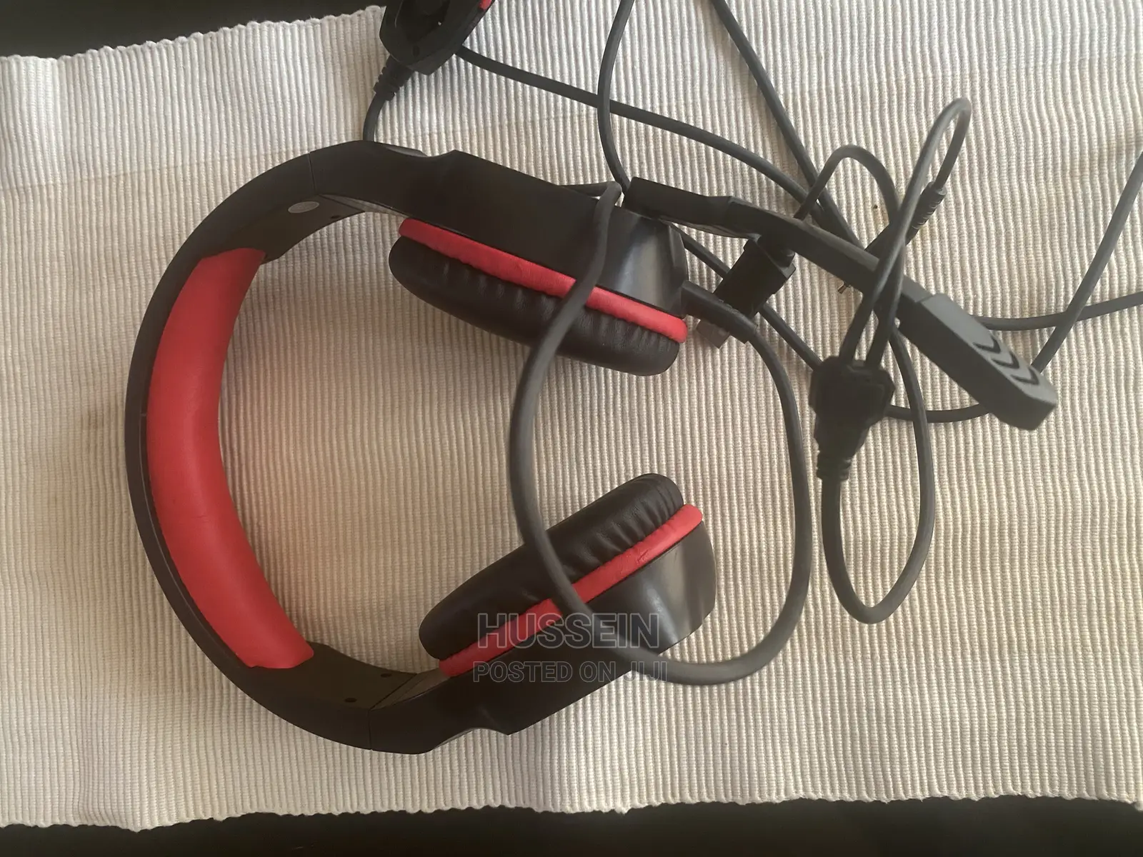 Ear Noise Cancelling Wired SL- 100 Red Headsets