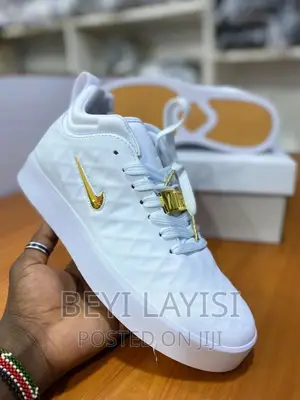 Nike Sneakers White Shoes