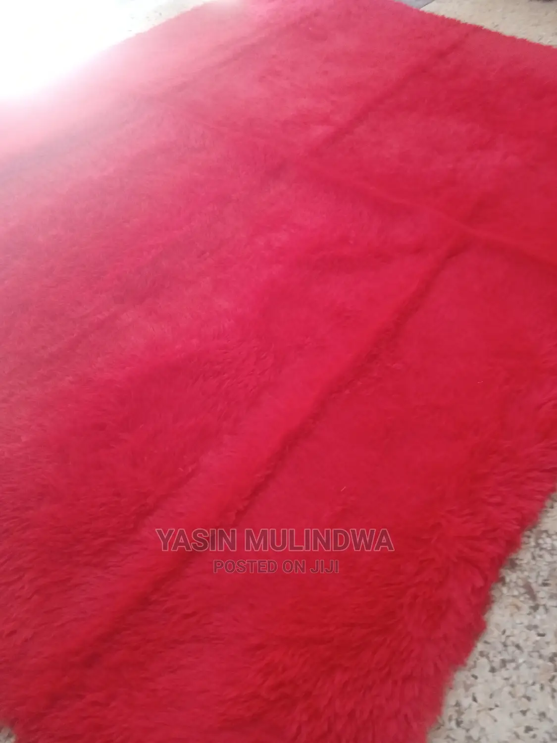Centerpiece Carpets.220*250cm.