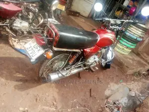Bajaj Boxer 2018 Orange