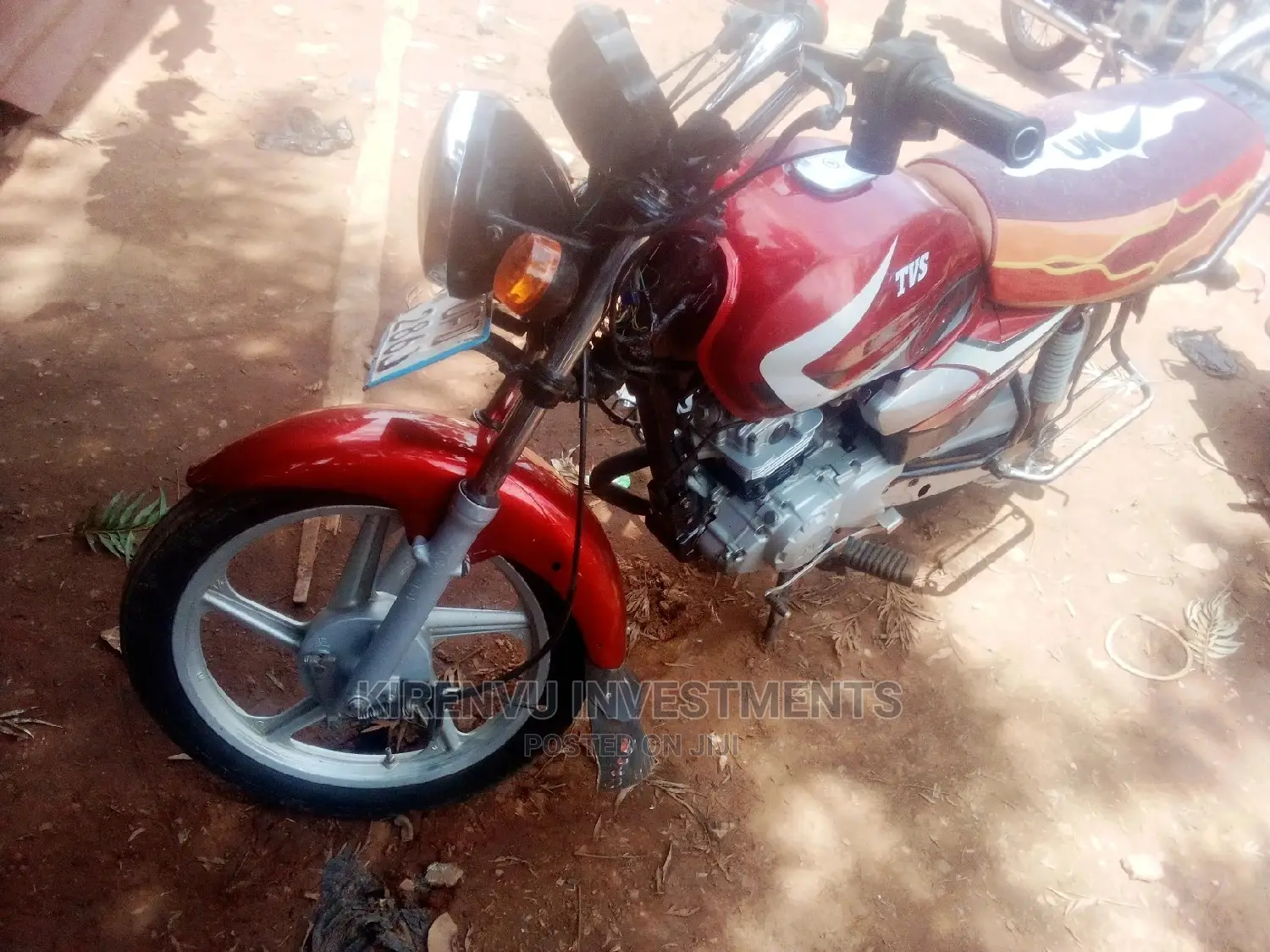 TVS HLX 125 2018 Red