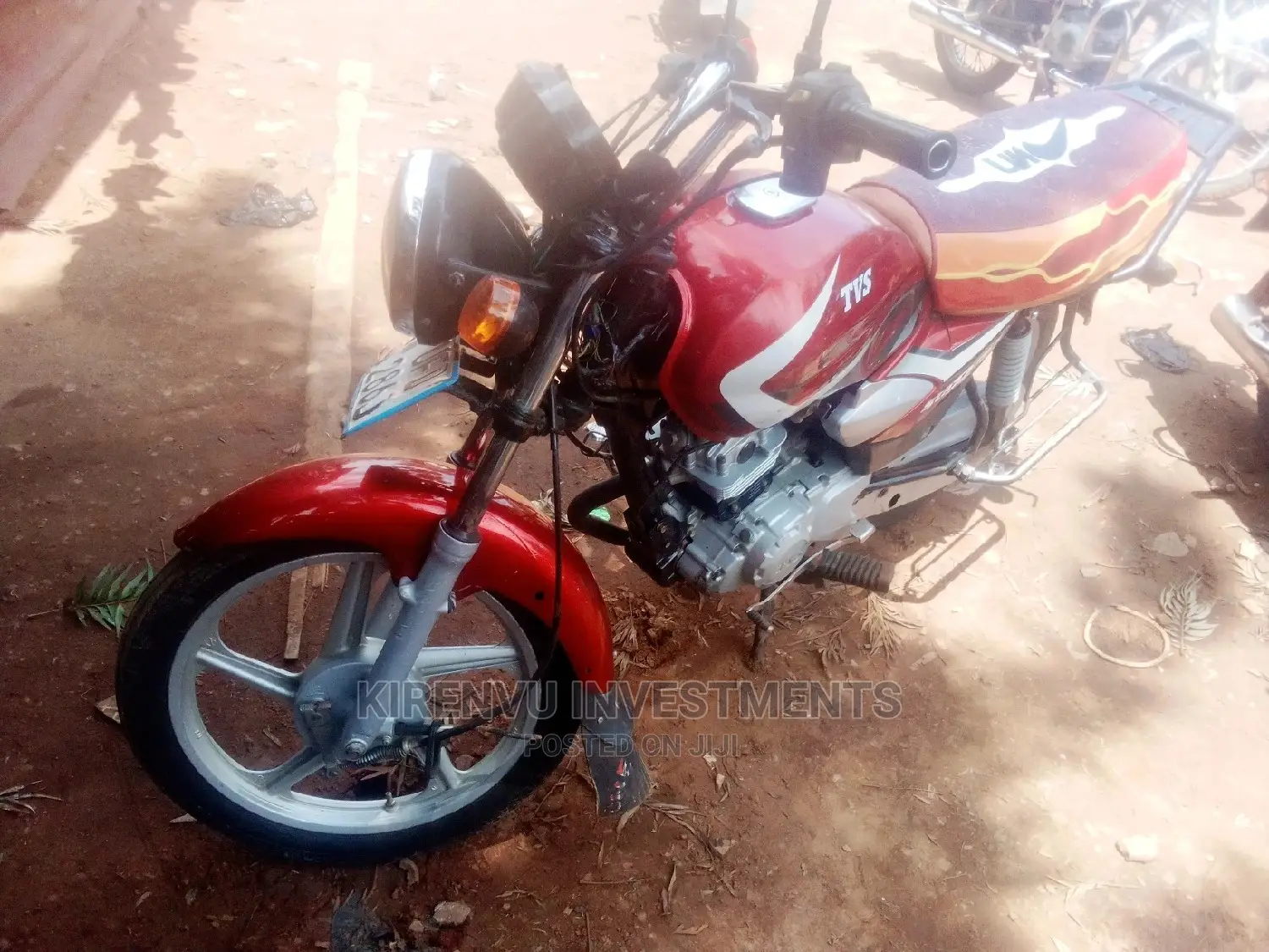 TVS HLX 125 2018 Red