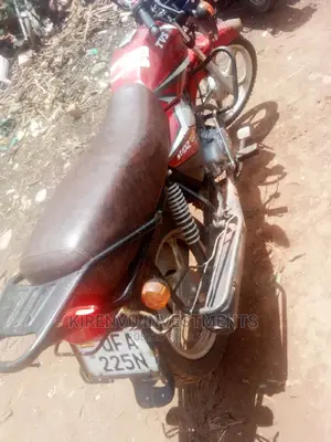TVS HLX 125 2018 Purple