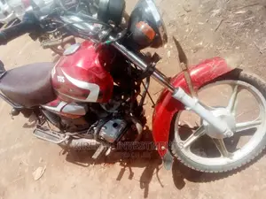 TVS HLX 125 2018 Purple