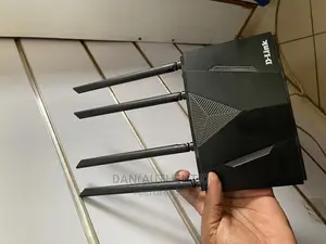 Dlink 4g Router With 2 Bands Slightly Used Unlocked