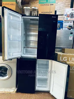 HISENSE 561L 4 Door REFRIGERATOR With Mirror Finishing