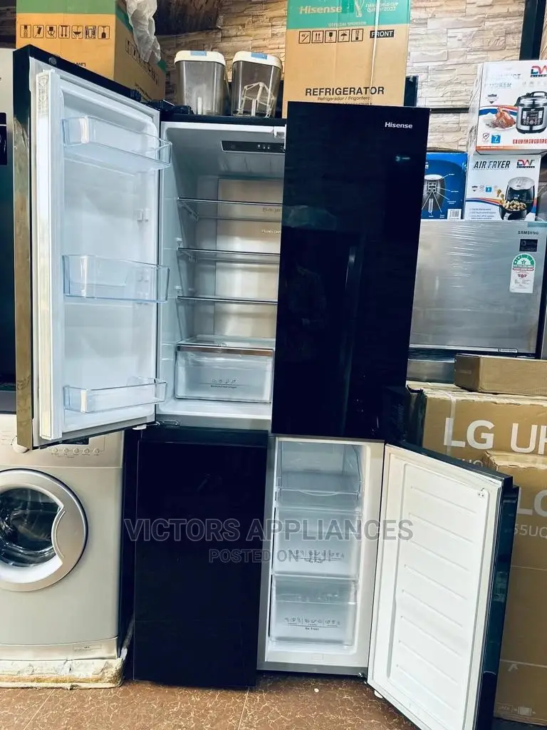 HISENSE 561L 4 Door REFRIGERATOR With Mirror Finishing