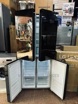 561L Hisense 4 Door Refrigerator With Mirror Finish