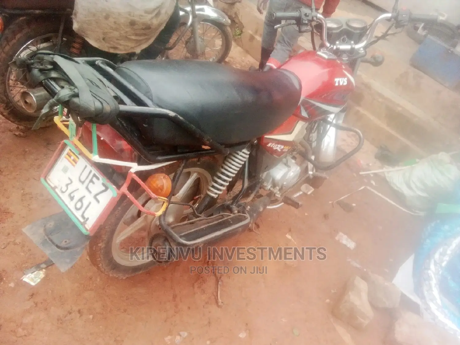 TVS HLX 125 2018 Pink