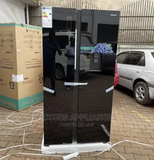Hisense 670L Side by Side Refrigerator With Water Dispenser