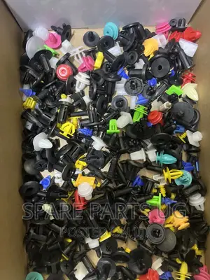 Retainer Clips