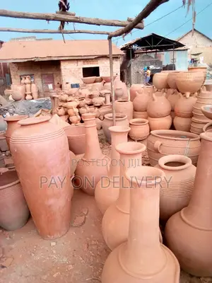 Natural Clay(Flower Pots)