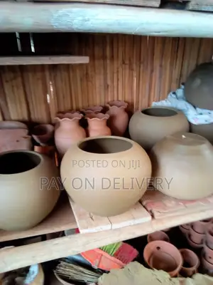 Natural Clay(Flower Pots)