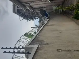 Electric Fence With Razor Wire 730mm