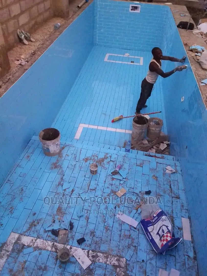 Swimming Pool Contractor and Builder