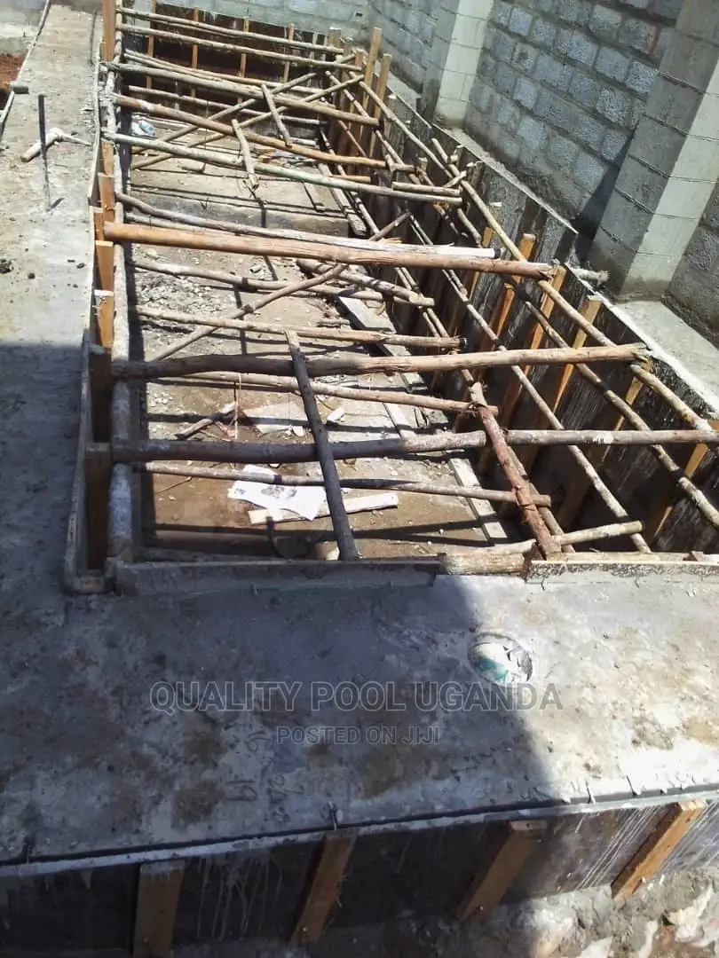 Swimming Pool Contractor and Builder