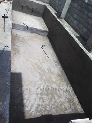 Swimming Pool Contractor and Builder